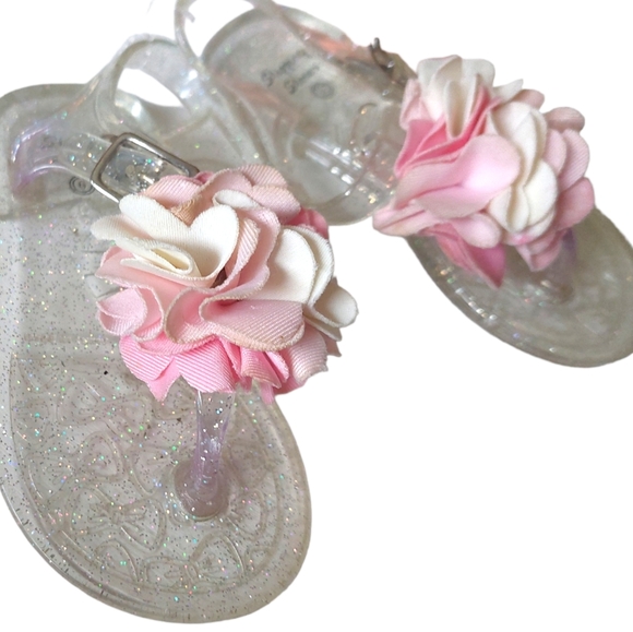 Flower sandals - Picture 1 of 4